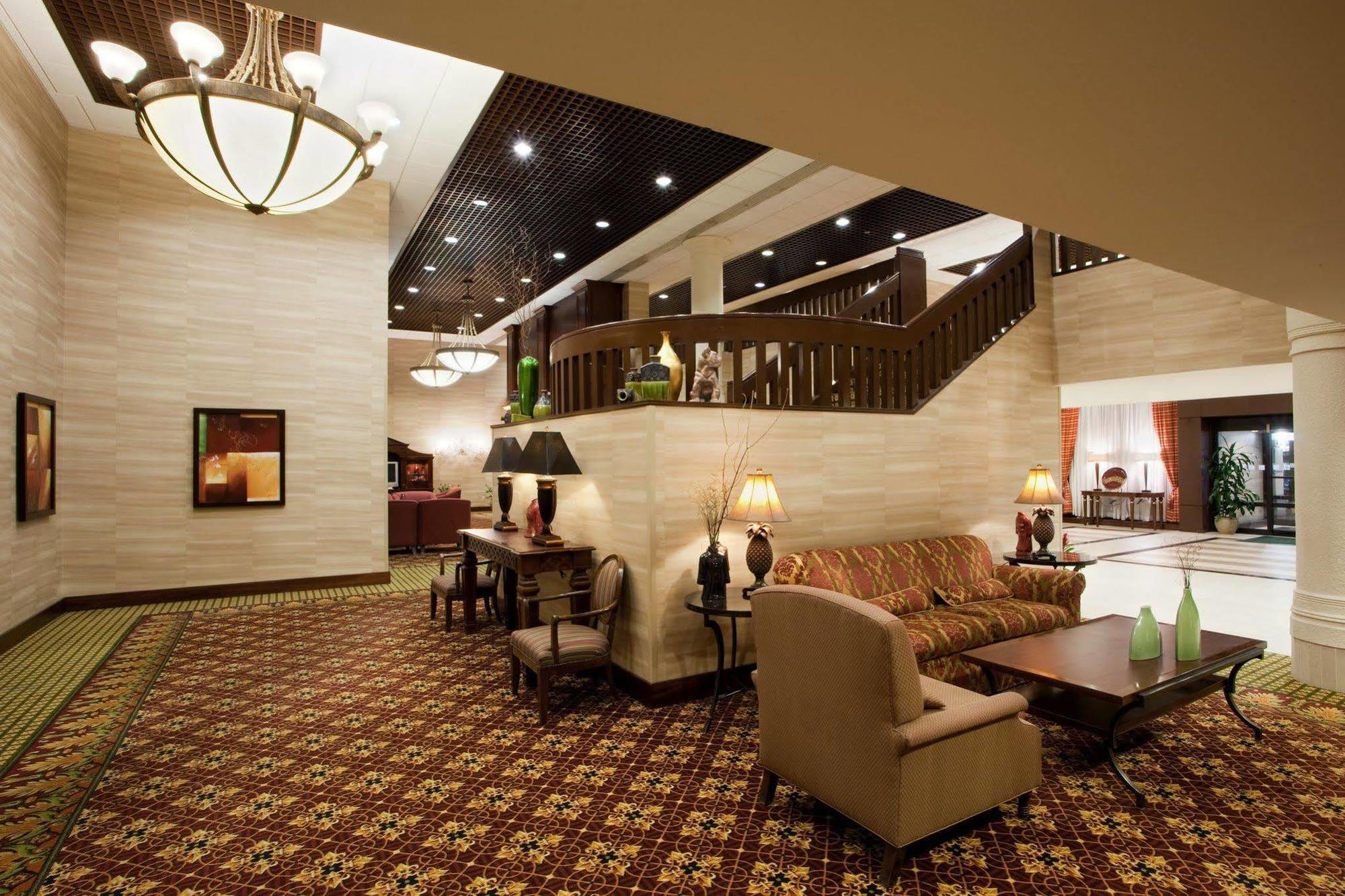 Holiday Inn Washington-Dulles International Airport, An Ihg Hotel Sterling Exterior photo